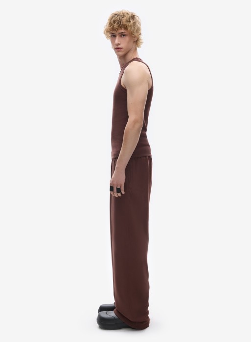 брюки uniform reddish brown из россии вид сбоку
