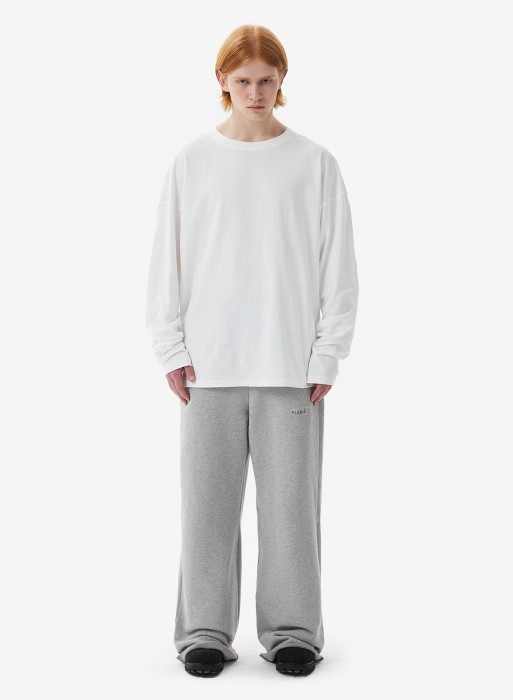 лонгслив god cares white фотография