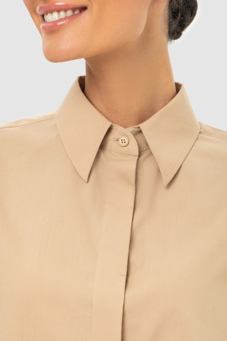 блузка с вышивкой от бренда kanzler вид слева