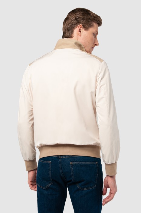 бомбер демисезонный с отделкой из алькантары по цене 12495 руб вид справа