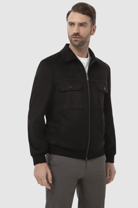 бомбер из алькантары фотография