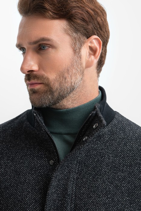 бомбер из смесовой шерсти от бренда kanzler вид слева