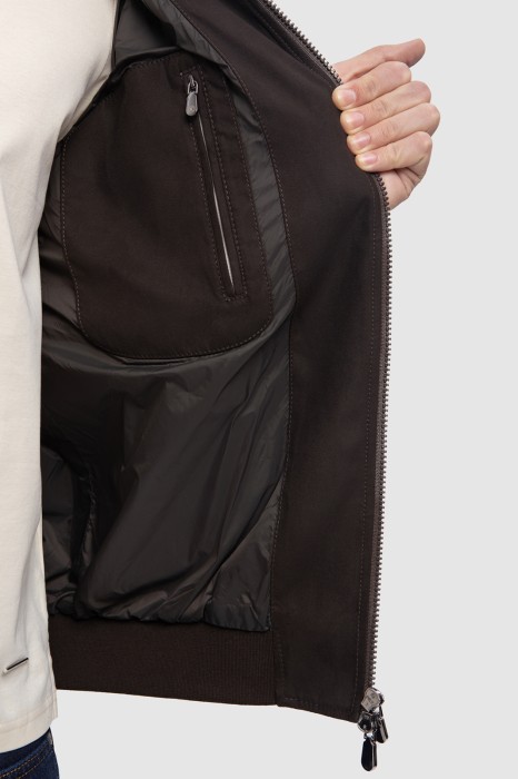 бомбер limited edition из россии вид сбоку