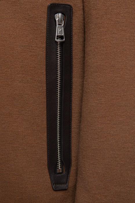 Товар без артикула вид сзади