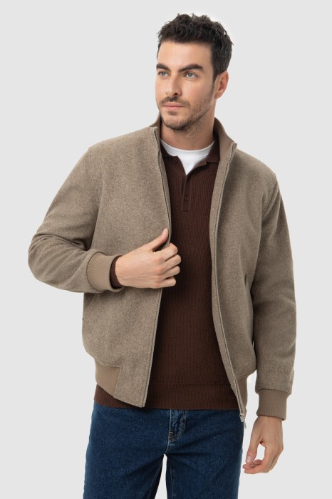 бомбер утепленный демисезонный из проверенных материалов спереди