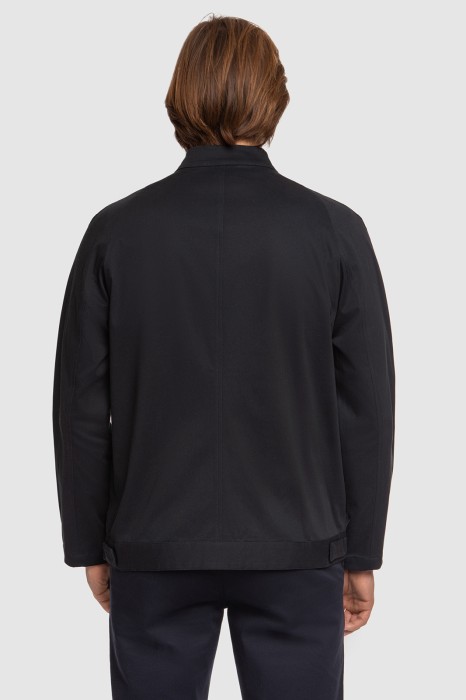 Товар синего цвета с внутренней стороны