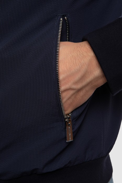 бомбер от бренда kanzler вид слева