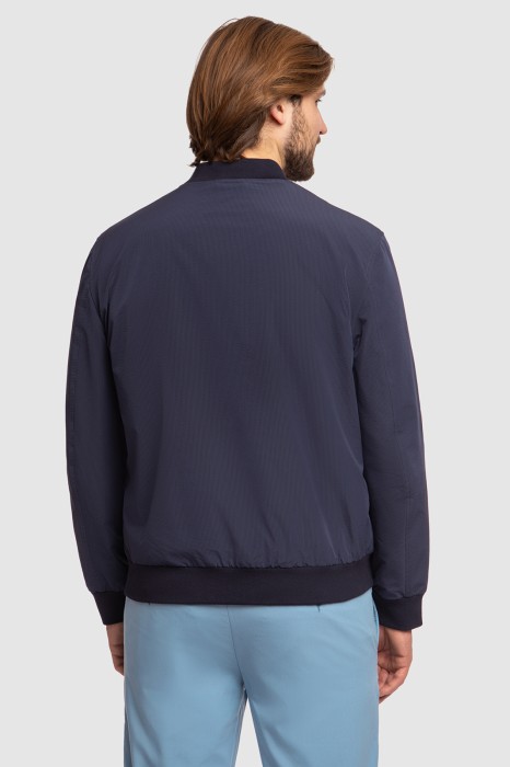 бомбер из россии вид сбоку