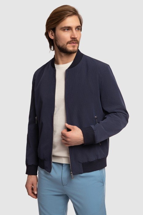 Товар голубого цвета с внутренней стороны