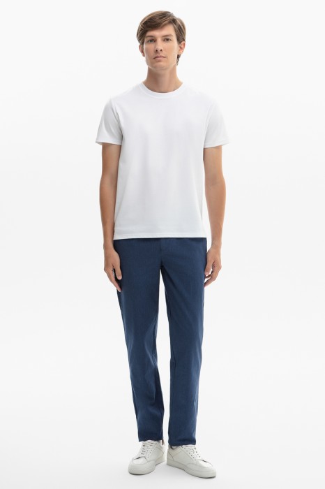 Товар синего цвета с внутренней стороны