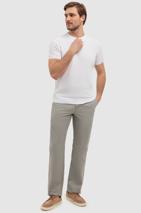 брюки из хлопка и льна из хлопка спереди