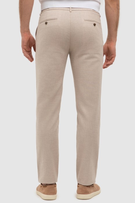 брюки из хлопка и льна по цене 8054 руб вид справа