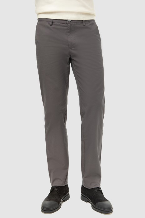 брюки из хлопка по цене 6990 руб вид справа