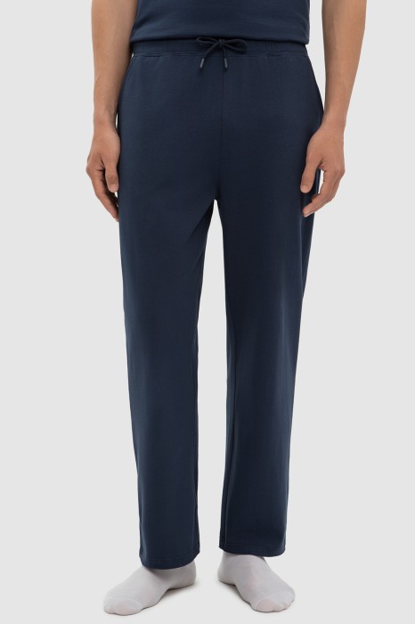 брюки из хлопка фотография