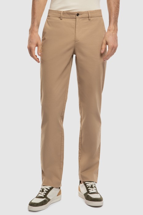 брюки из хлопка фотография