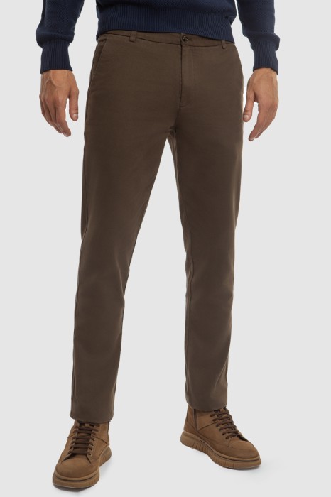 брюки из хлопка фотография