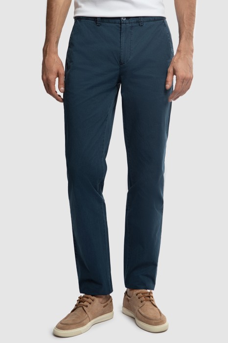 брюки из хлопка из россии вид сбоку