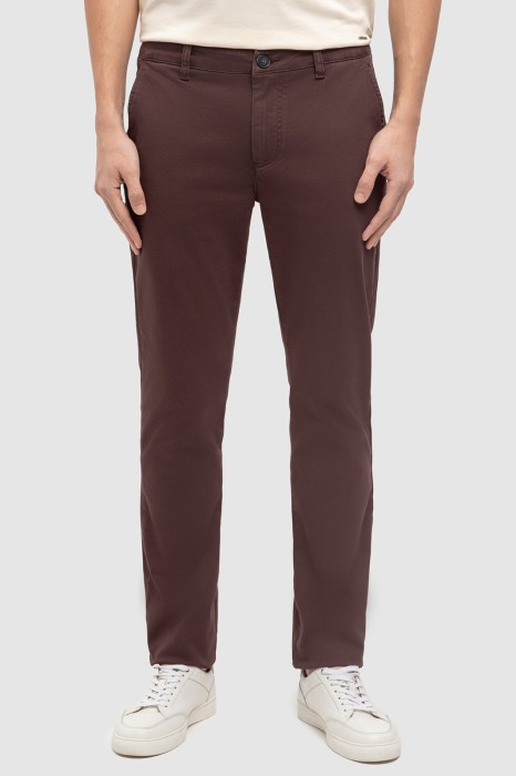 брюки из хлопка фотография