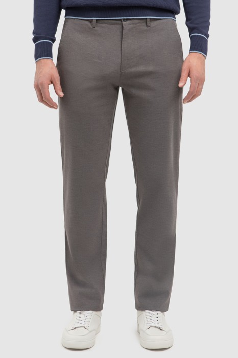 брюки из хлопка фотография