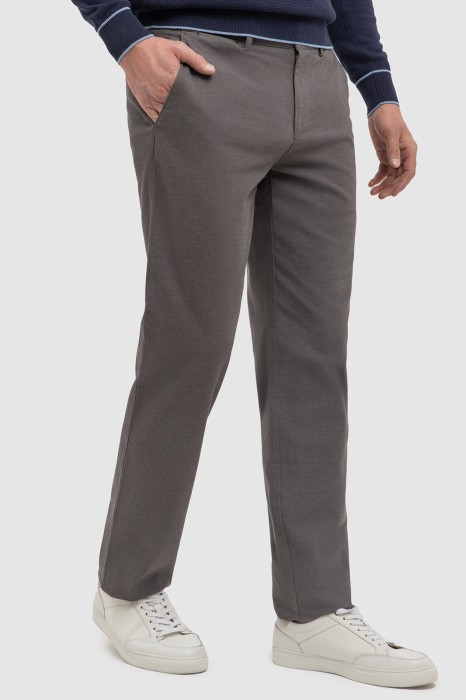 брюки из хлопка из россии вид сбоку