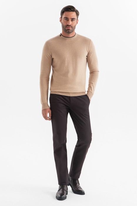 брюки из хлопка по цене 7990 руб вид справа