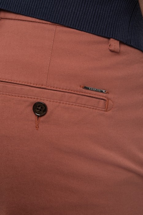 брюки из хлопка от бренда kanzler вид слева