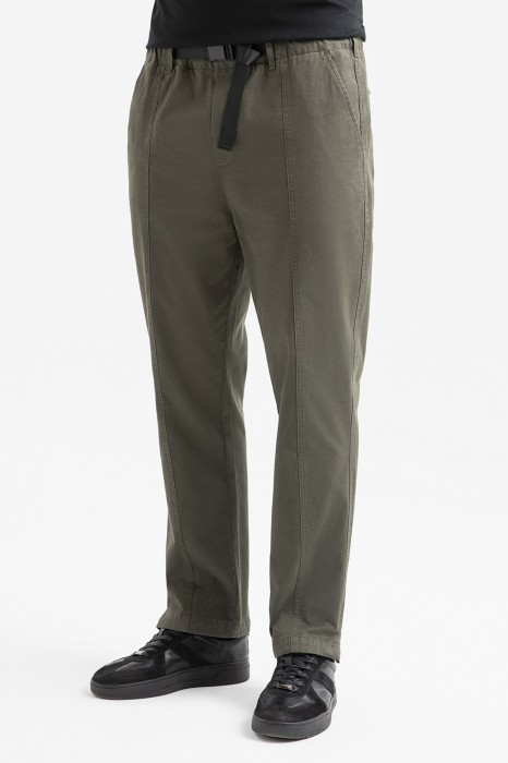 брюки из хлопка по цене 6990 руб вид справа