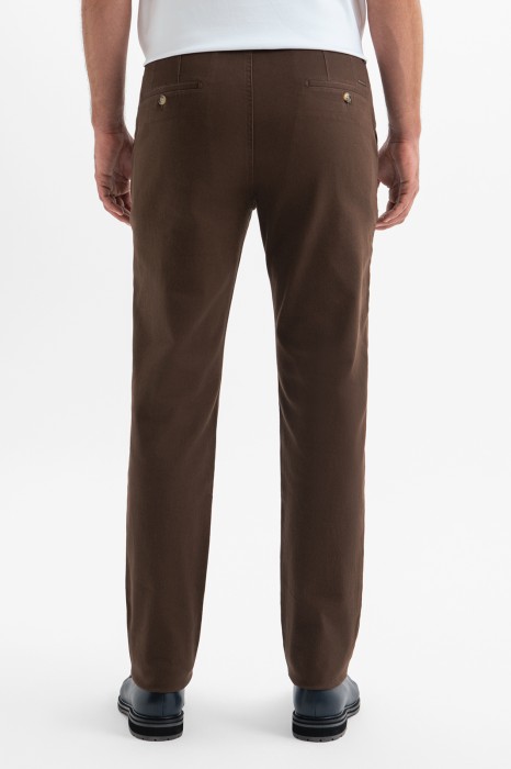 брюки из хлопка по цене 9990 руб вид справа