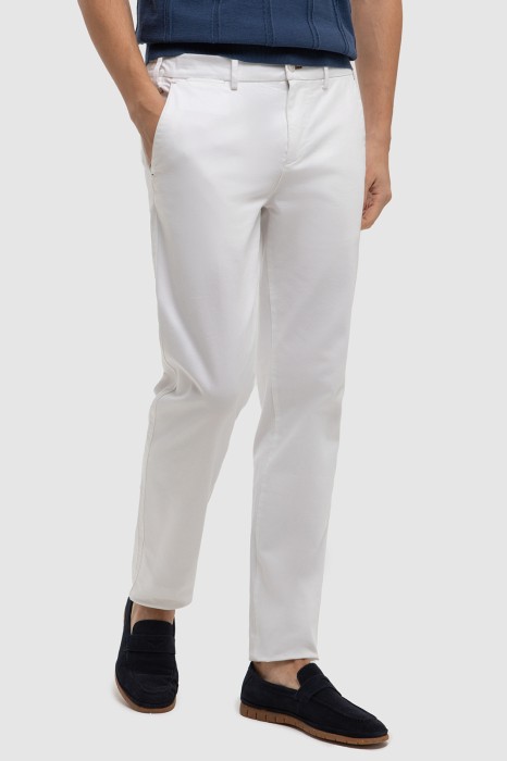 брюки из хлопка из россии вид сбоку