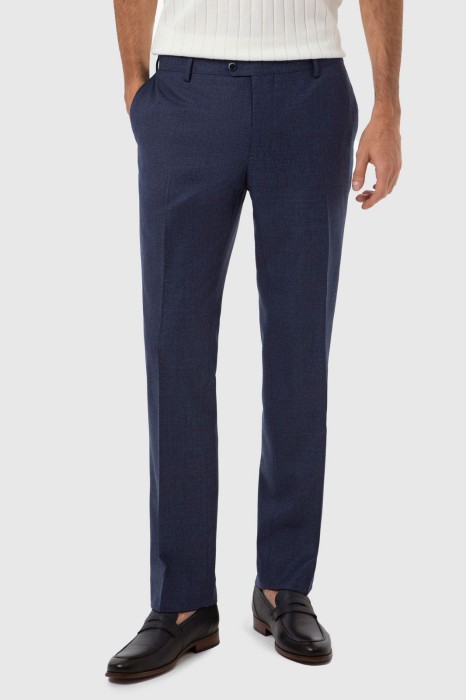 брюки из шерсти с водоотталкивающей обработкой фотография