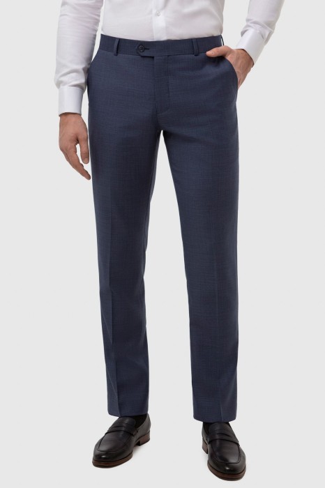 брюки из шерсти с водоотталкивающей обработкой фотография