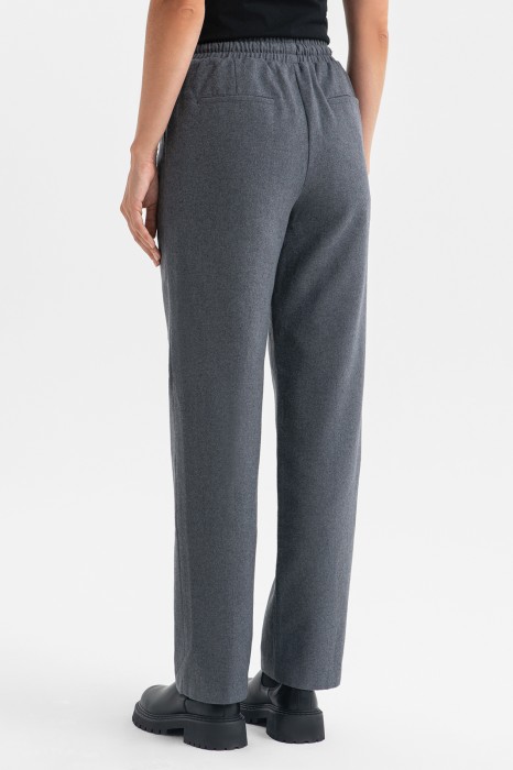 брюки из смесовой шерсти на кулиске по цене 12990 руб вид справа