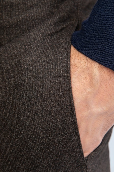 брюки из смесовой шерсти от бренда kanzler вид слева