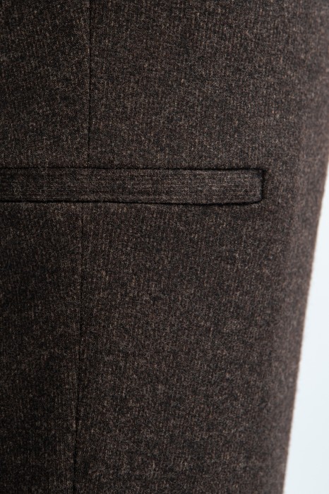 брюки из смесовой шерсти по цене 12990 руб вид справа