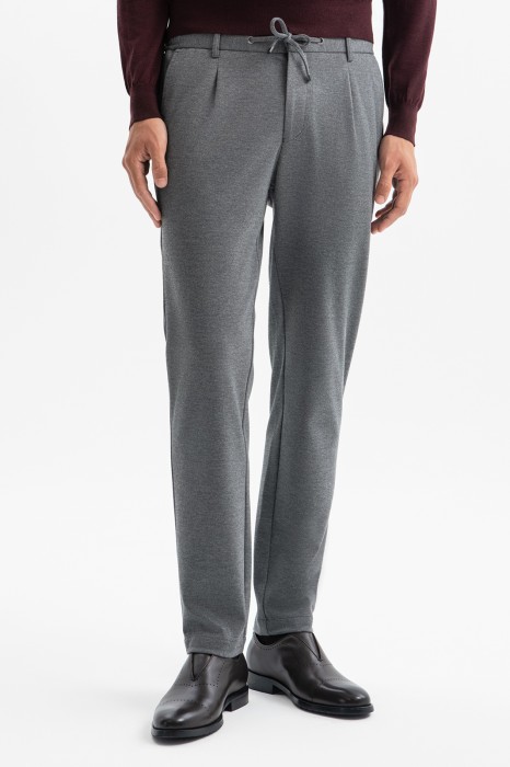 брюки из трикотажной ткани на кулиске из россии вид сбоку