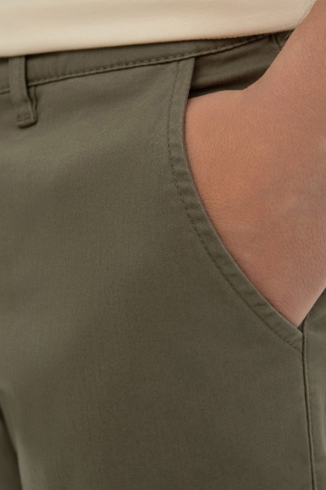 брюки-карго из хлопка от бренда kanzler вид слева