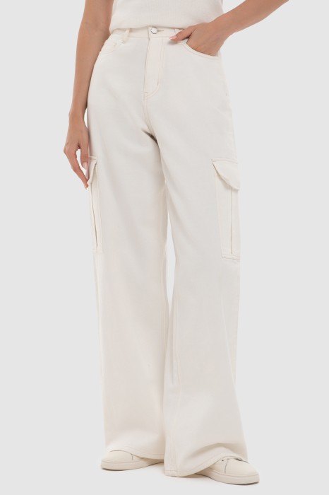 брюки-карго из хлопка фотография