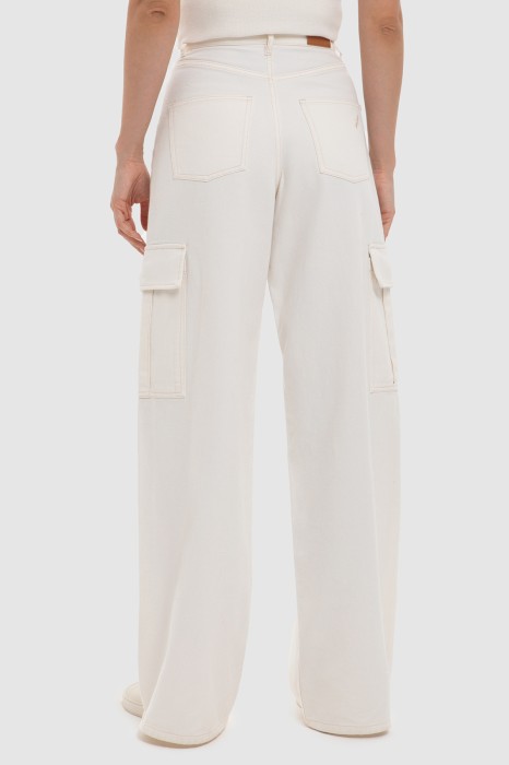 брюки-карго из хлопка из россии вид сбоку