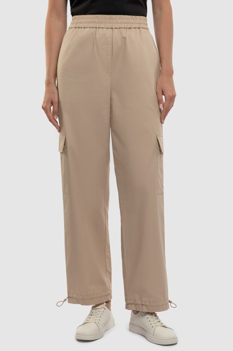 брюки-карго из хлопка фотография