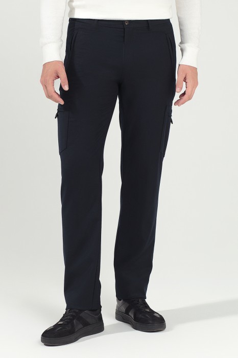 брюки-карго из шерсти limited edition фотография