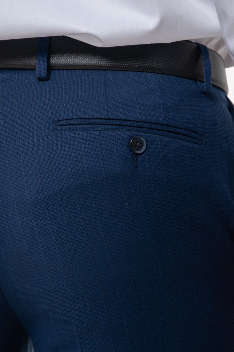 брюки классические темно-синие с вертикальной полоской из шерсти с возможностью машинной стирки от бренда kanzler вид слева