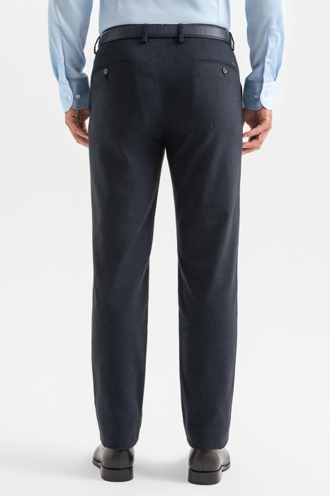 брюки классические по цене 12990 руб вид справа