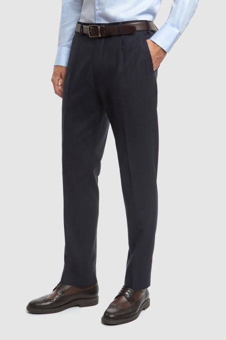 брюки limited edition из шерсти и кашемира в полоску с водоотталкивающей обработкой по цене 8990 руб вид справа