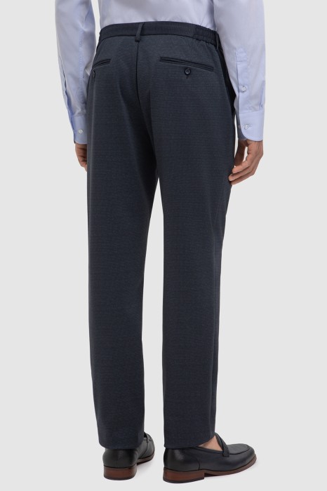 брюки на кулиске по цене 9990 руб вид справа