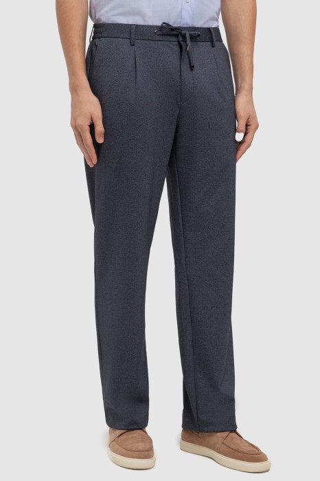 брюки на кулиске из россии вид сбоку