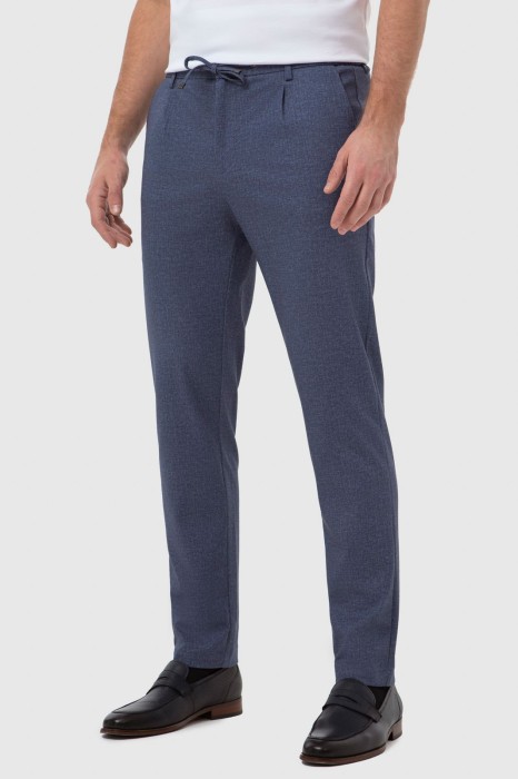 брюки на кулиске из россии вид сбоку