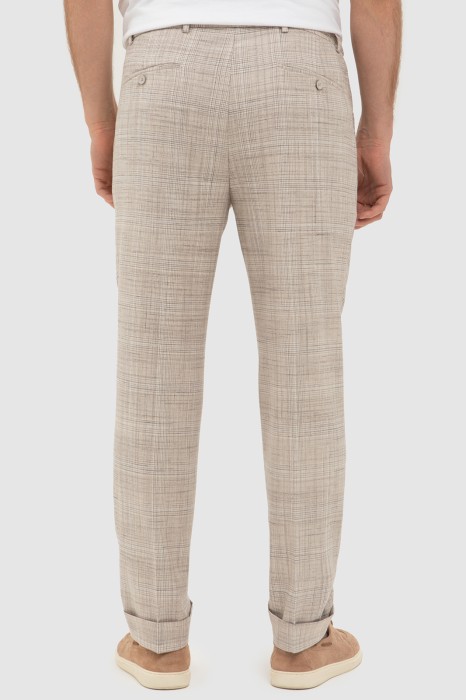 брюки на кулиске по цене 8990 руб вид справа