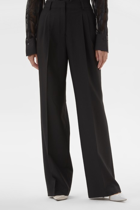 брюки палаццо фотография