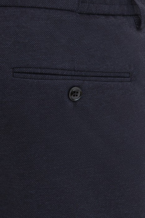 брюки прилегающего кроя от бренда kanzler вид слева