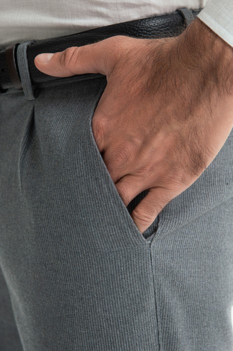 брюки с отворотами от бренда kanzler вид слева